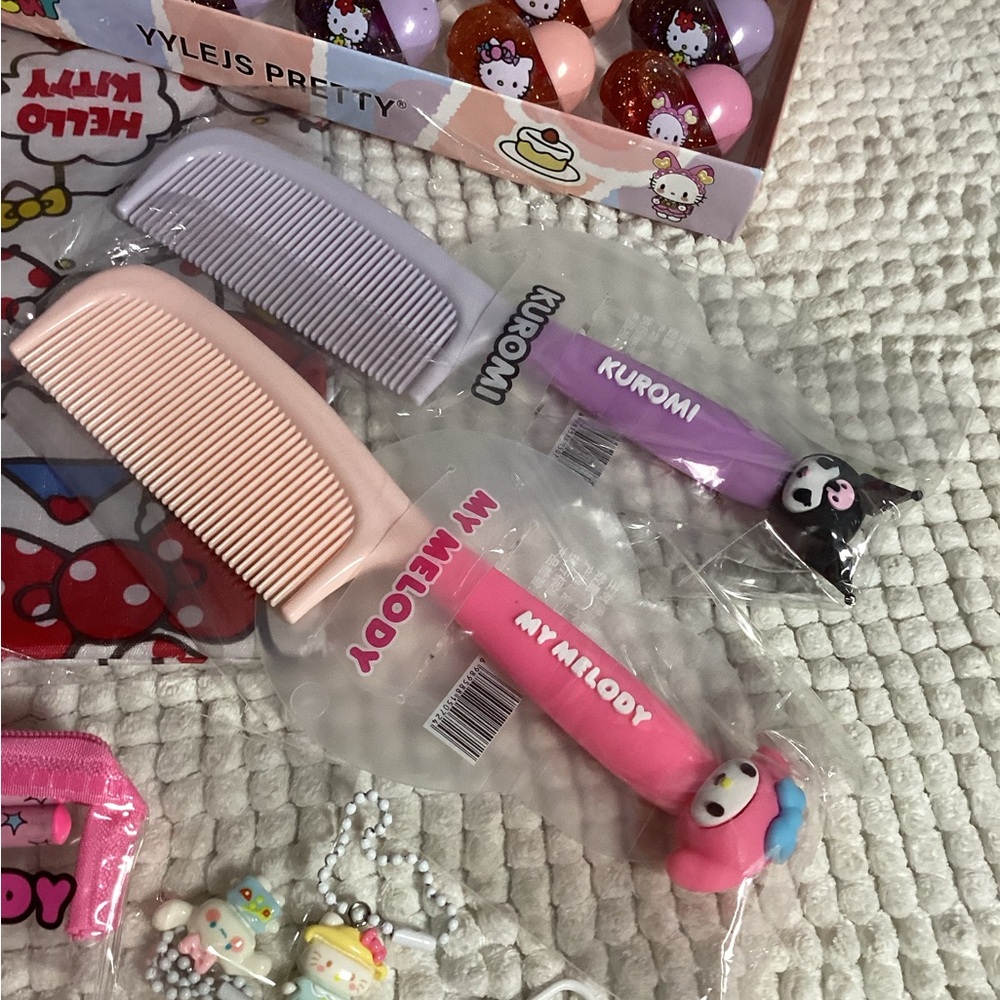 LARGE Hello Kitty Themed Bundle Take 3- Keychains, Lip Gloss, Hair, Office, MORE - Picture 7 of 8
